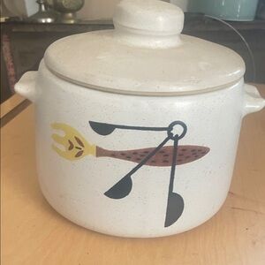 Artisan Ceramic Storage Jar with Lid - Cream